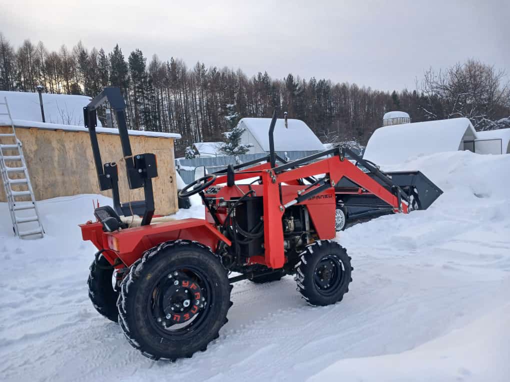 Мини-трактор<br>«Уралец 2204» - выкуп в Тюмени